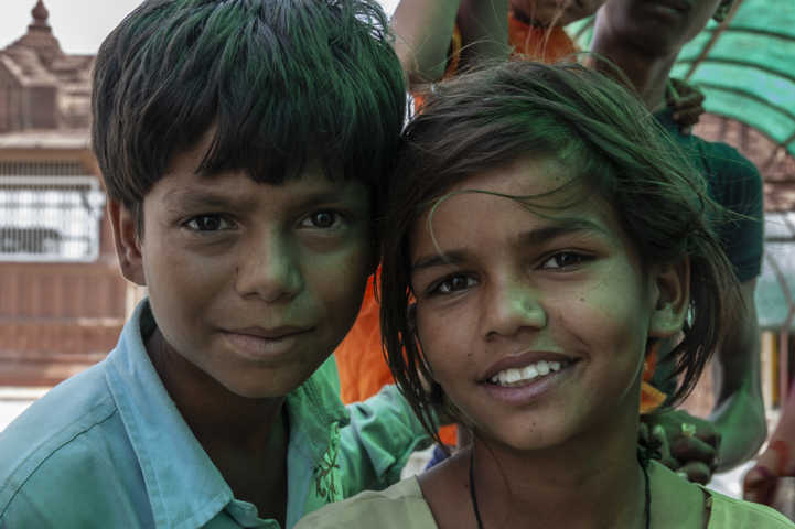 54 - India - Osian - jovenes
